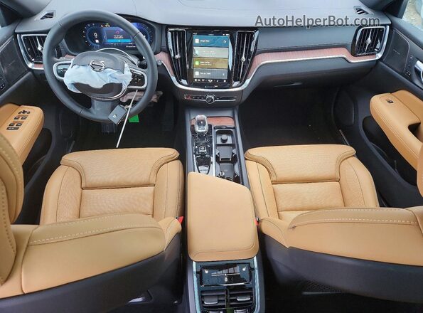 YV4L12WL8S2147808 2025 VOLVO V60 White Vista del salpicadero