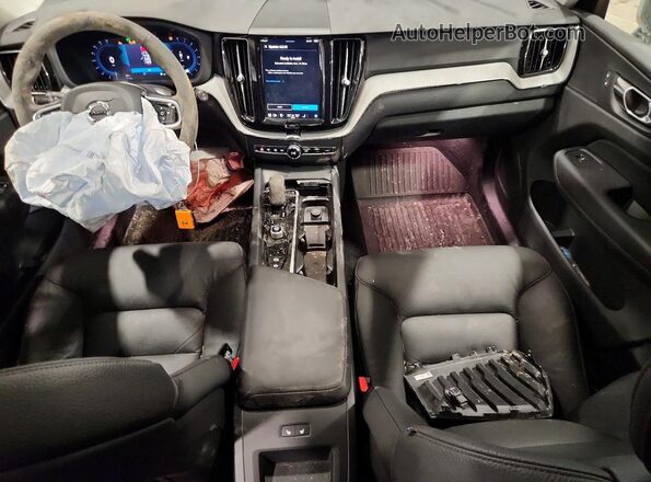 YV4M12RC0S1017267 2025 VOLVO XC60 White წინა პანელის ხედი