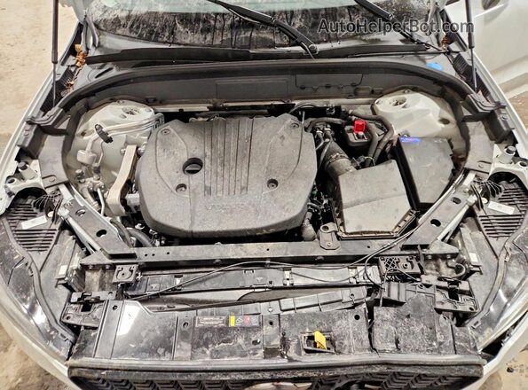 YV4M12RC0S1017267 2025 VOLVO XC60 White ძრავის განყოფილების ხედი