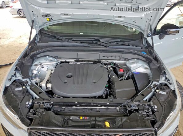YV4M12RC2T1297016 2026 VOLVO XC60 Gray Widok wnętrza z tyłu