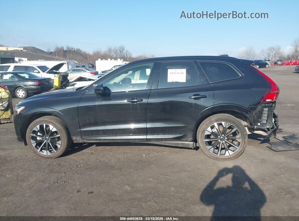 YV4M12RC9T1342100 2026 VOLVO XC60 Black სალონის 360-გრადუსიანი ხედი