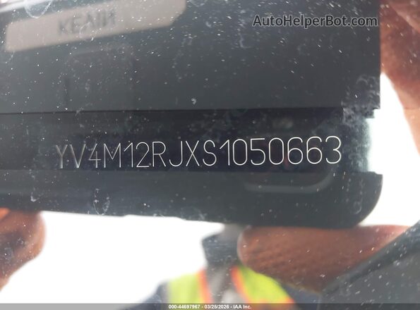 YV4M12RJXS1050663 2025 VOLVO XC60 Gray 