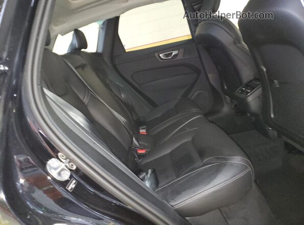 YV4M12RM5T1414466 2026 VOLVO XC60 Black 
