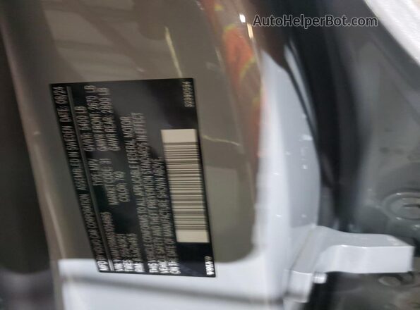 YV4M12RM6S1054865 2025 VOLVO XC60 Gray 360 interior view