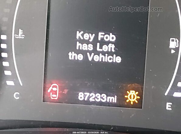 ZACNJABB4KPK45093 2019 JEEP RENEGADE Black Հետևի նստատեղերի տեսք