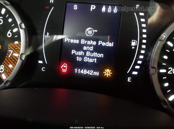 ZACNJABBXKPK78440 2019 JEEP RENEGADE White 