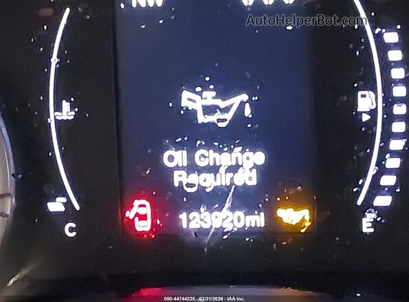 ZACNJBBB7KPK68986 2019 JEEP RENEGADE Белый 