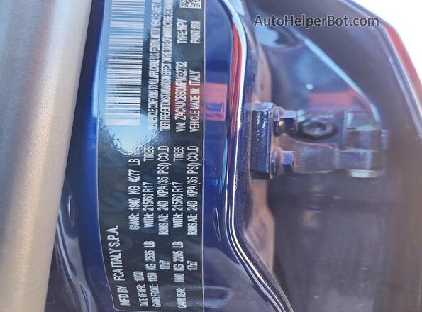 ZACNJCBB0MPM32782 2021 JEEP RENEGADE Blue Vista del compartimento del motor