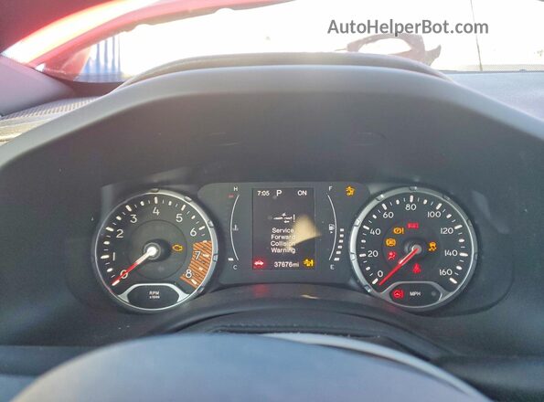 ZACNJDB18PPP35892 2023 JEEP RENEGADE Красный Вид щитка приборов