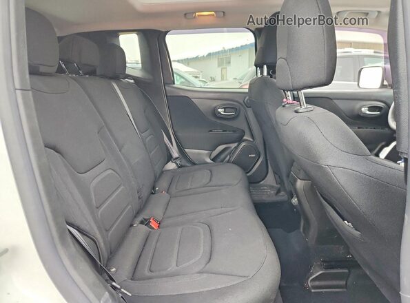 ZACNJDBBXMPM27627 2021 JEEP RENEGADE White Вид задньої частини салону