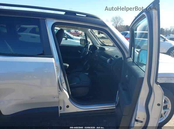 ZACNJDD1XMPM44190 2021 JEEP RENEGADE Silver Front interior view