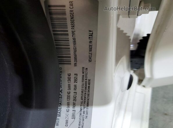 ZAM56PPA5G1165649 2016 MASERATI QUATTROPOR White Vista del compartimento del motor
