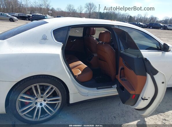 ZAM56RRA3H1230296 2017 MASERATI QUATTROPOR White 