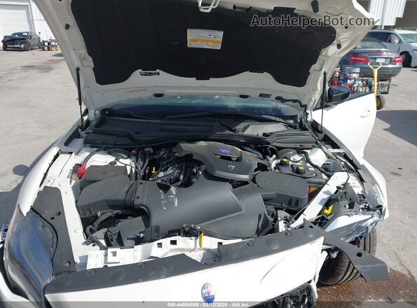 ZAM56YPS9M1371969 2021 MASERATI QUATTROPOR White 