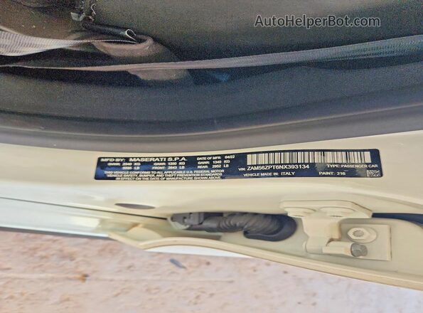 ZAM56ZPT6NX393134 2022 MASERATI QUATTROPOR White 