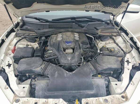 ZAM57RTA7G1188400 2016 MASERATI GHIBLI White Vista interior trasera