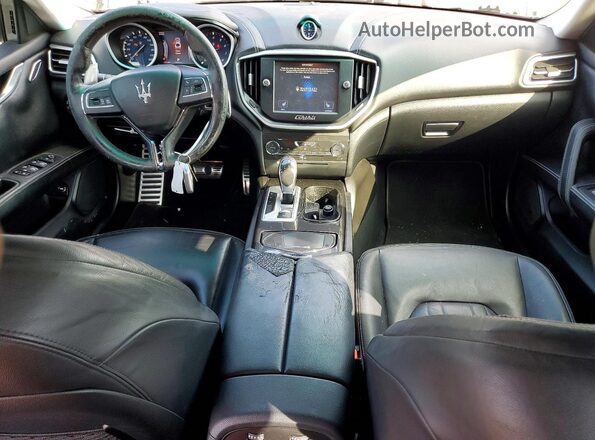 ZAM57XSA0G1165207 2016 MASERATI GHIBLI Gray Dashboard view