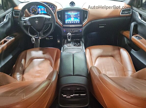 ZAM57XSA3J1304947 2018 MASERATI GHIBLI White Вид панелі приладів