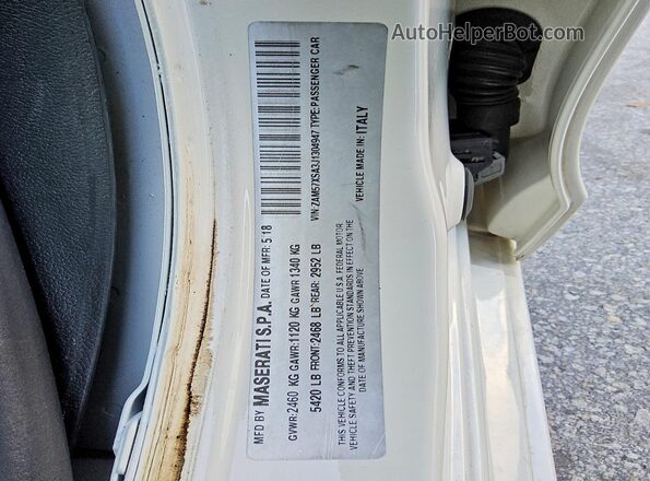 ZAM57XSA3J1304947 2018 MASERATI GHIBLI White Вид підкапотного простору