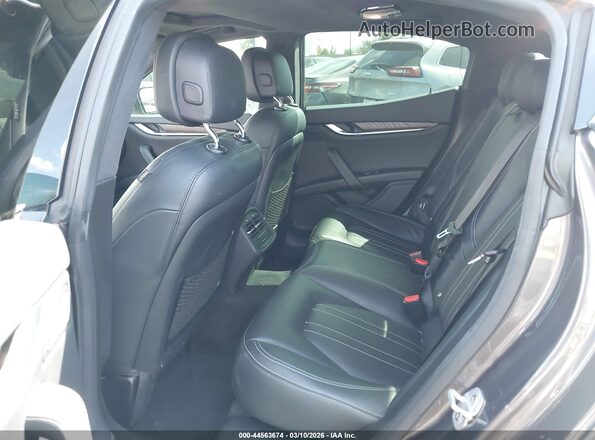 ZAM57XSA3K1319689 2019 MASERATI GHIBLI Gray Widok naklejki z numerem VIN