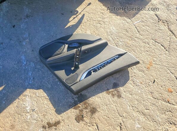 ZAM57XSA4L1344389 2020 MASERATI GHIBLI White Widok komory silnika