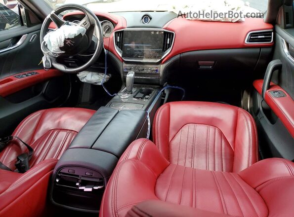 ZAM57YSA6M1362867 2021 MASERATI GHIBLI Black Առջևի վահանակի տեսք