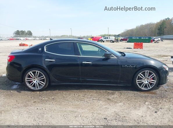 ZAM57YTA7K1308523 2019 MASERATI GHIBLI Black Rear interior view