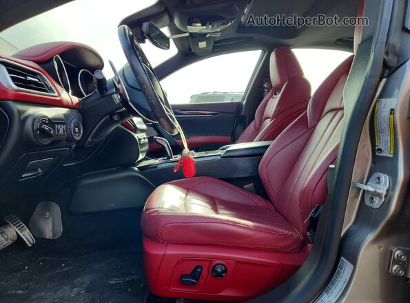 ZAM57YTS9K1337532 2019 MASERATI GHIBLI Gray Front interior view