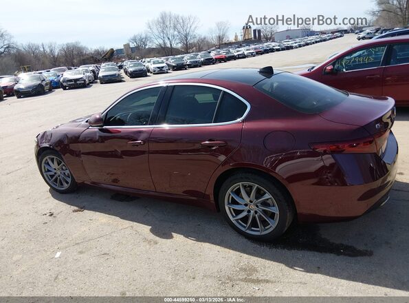 ZARFAEDN7J7565029 2018 ALFA ROMEO GIULIA Burgundy 360 interior view