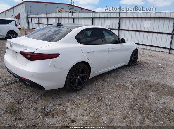 ZARFAEEN5H7534113 2017 ALFA ROMEO GIULIA White Tył prawy