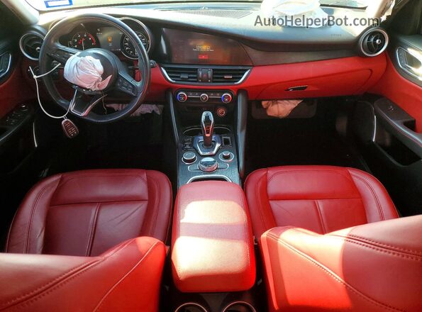 ZARFAMAN0L7626738 2020 ALFA ROMEO GIULIA Black 