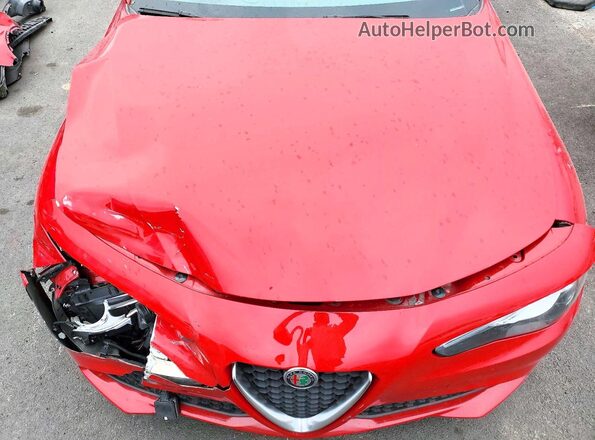 ZARFAMAN0M7639930 2021 ALFA ROMEO GIULIA Red Rear interior view
