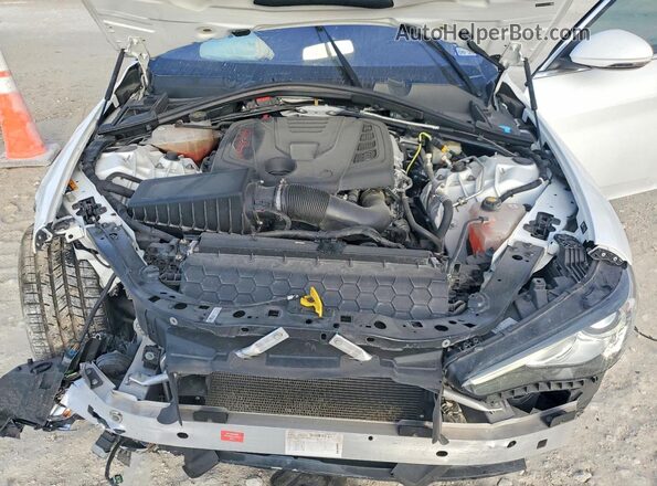 ZARFAMAN0M7641788 2021 ALFA ROMEO GIULIA White Սալոնի հետևի տեսք
