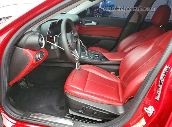 ZARFAMAN5K7622506 2019 ALFA ROMEO GIULIA Red Вид салону спереду
