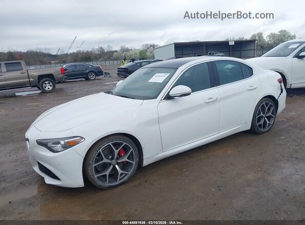 ZARFAMBN0M7644494 2021 ALFA ROMEO GIULIA White Front left
