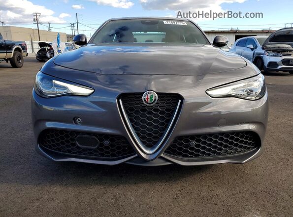 ZARFAMBN0P7676656 2023 ALFA ROMEO GIULIA Gray Widok z przodu