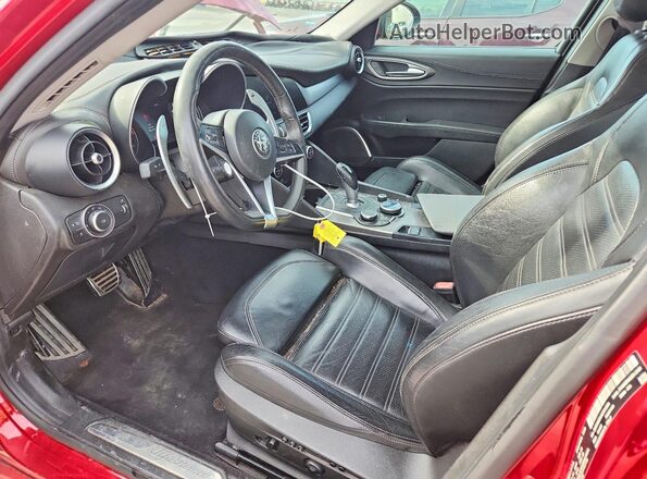 ZARFAMBN1K7611954 2019 ALFA ROMEO GIULIA Red 