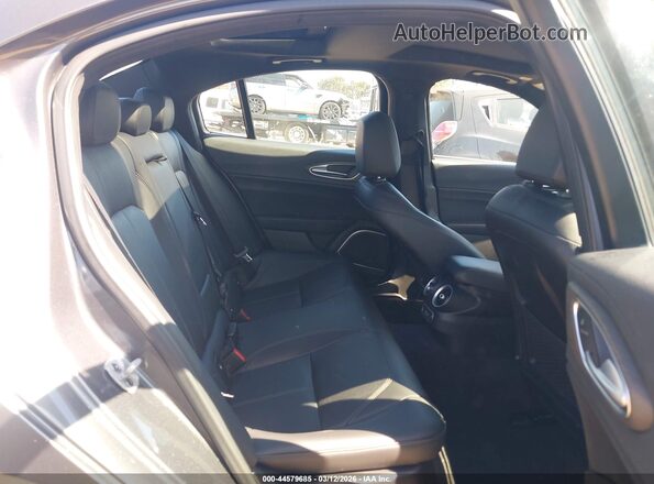 ZARFAMBN3N7665440 2022 ALFA ROMEO GIULIA Gray Vista de la etiqueta del VIN