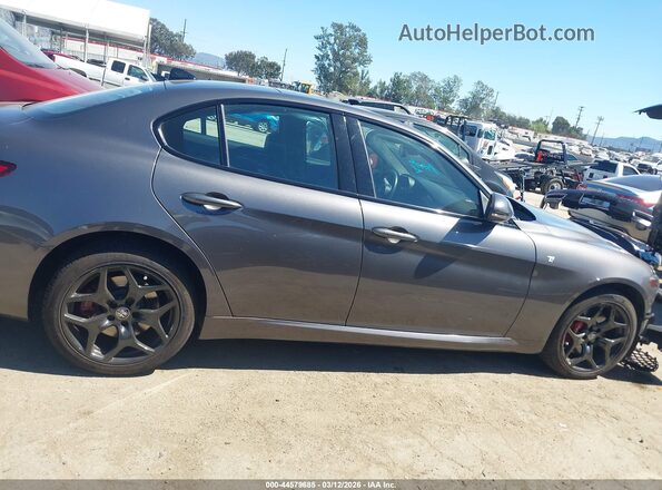 ZARFAMBN3N7665440 2022 ALFA ROMEO GIULIA Gray Vista interior trasera