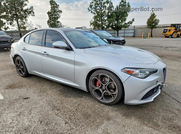 ZARFAMBN6K7605423 2019 ALFA ROMEO GIULIA Silver 