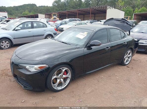 ZARFAMBN7L7630543 2020 ALFA ROMEO GIULIA Black Przód lewy