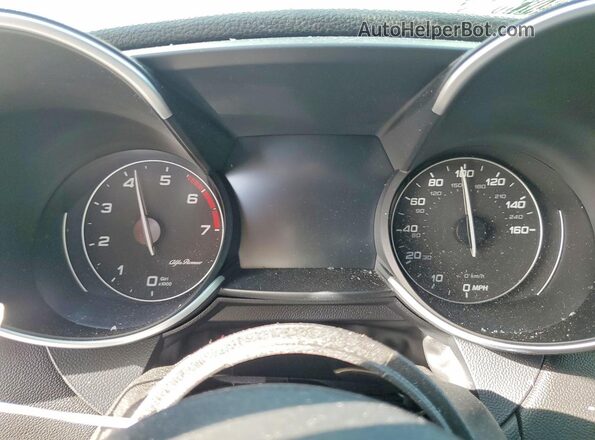 ZARFAMBN9K7603990 2019 ALFA ROMEO GIULIA Gray 