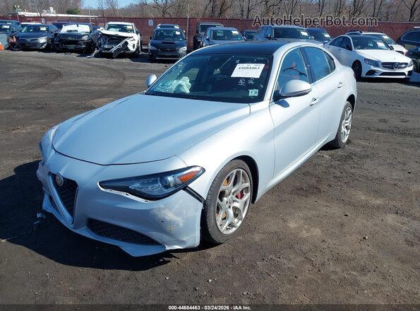 ZARFAMBNXM7644440 2021 ALFA ROMEO GIULIA Silver 