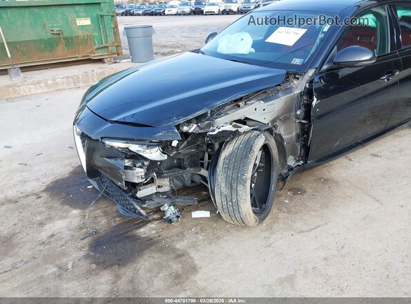 ZARFANBN0M7648230 2021 ALFA ROMEO GIULIA Black Front view