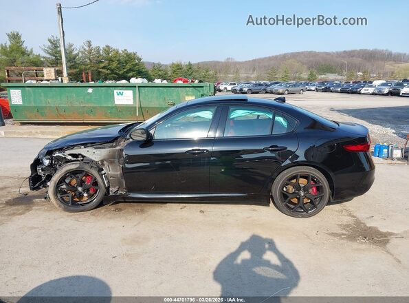 ZARFANBN0M7648230 2021 ALFA ROMEO GIULIA Black 