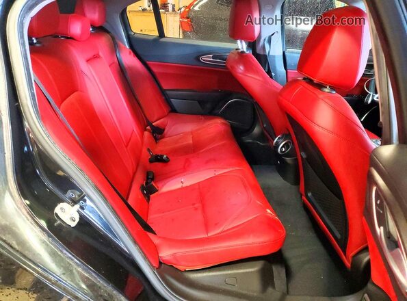 ZARFANBN8M7645379 2021 ALFA ROMEO GIULIA Black Rear seats view