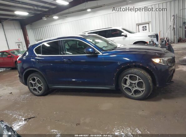 ZASFAKAN0J7B85440 2018 ALFA ROMEO STELVIO Синий Вид щитка приборов