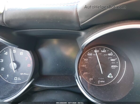 ZASFAKEVXJ7C20401 2018 ALFA ROMEO STELVIO Красный 