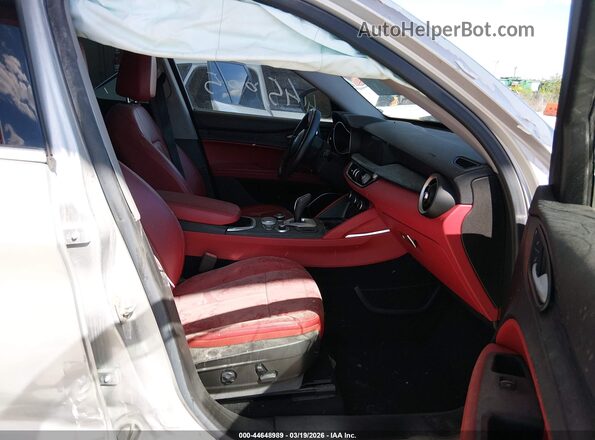 ZASPAJAN6L7C92168 2020 ALFA ROMEO STELVIO Gray Vista interior delantera