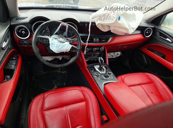 ZASPAKAN1M7D15038 2021 ALFA ROMEO STELVIO Silver Dashboard view